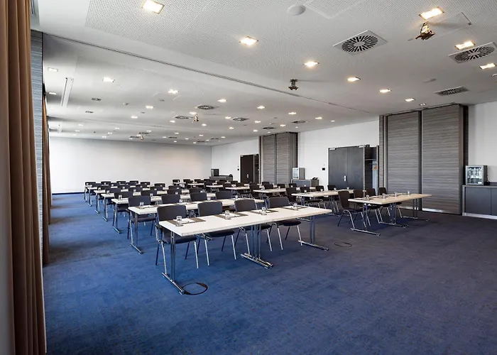 Intercityhotel Dammtor Hotel