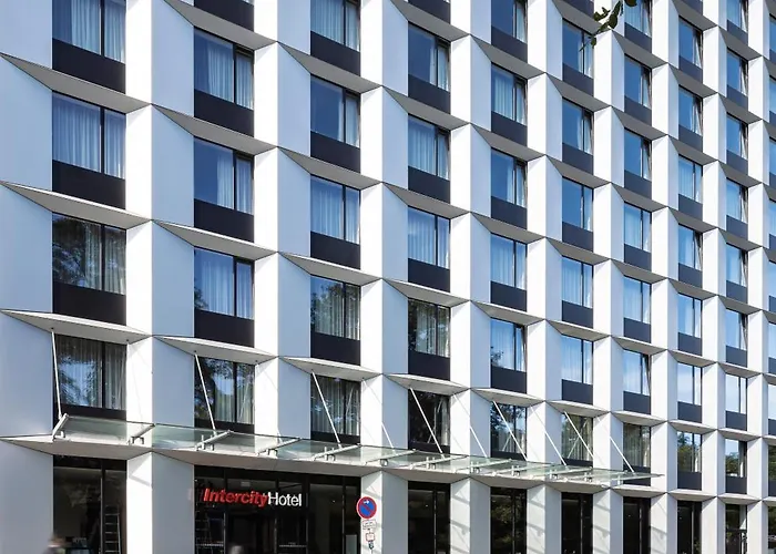 Intercityhotel Dammtor Hotel 4*