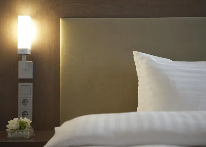 Intercityhotel Dammtor Hotel